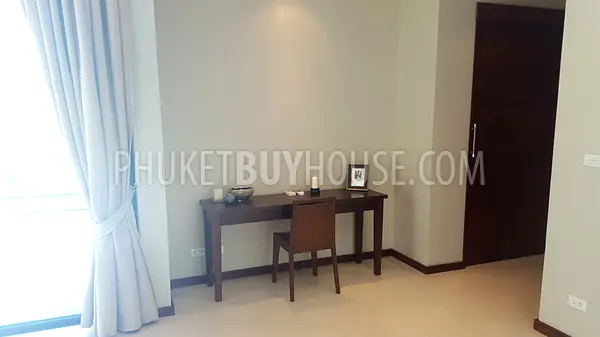 CHE6058: Modern style Villa with 3+1 Bedrooms in CherngTalay. Fotoğraf #23