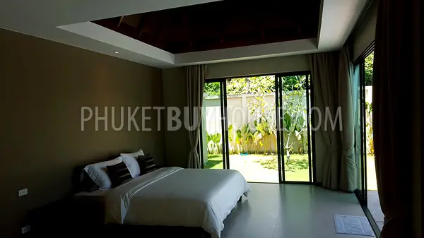 CHE6058: Modern style Villa with 3+1 Bedrooms in CherngTalay. Fotoğraf #25