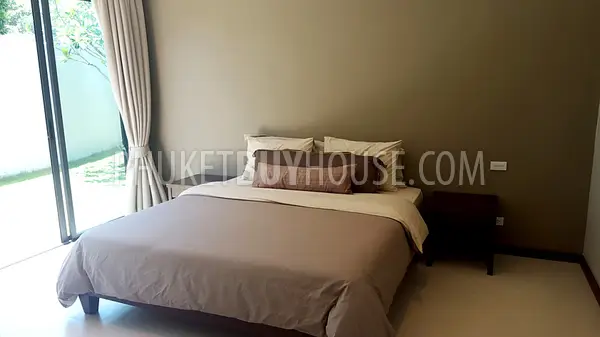 CHE6058: Modern style Villa with 3+1 Bedrooms in CherngTalay. Fotoğraf #29