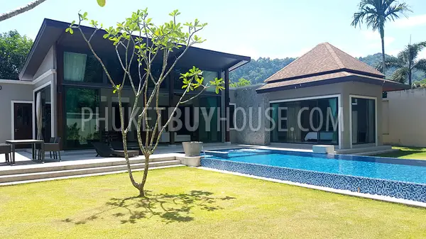 CHE6058: Modern style Villa with 3+1 Bedrooms in CherngTalay. Fotoğraf #34
