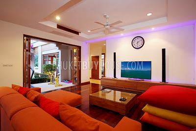 KAT6071: Designed Villa  in private Luxury village surrounded by Lakes and golf courses. Фото #3