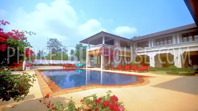 KTH6071: Designed Villa  in private Luxury village surrounded by Lakes and golf courses. Фото #27
