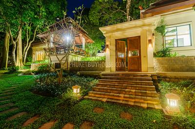 NAI6076: Thai-Balinese Villa with Private Pool in Nai Harn. Photo #33