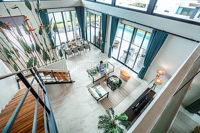 NAI6077: Loft Style Villa in Nai Harn Beach. Photo #58