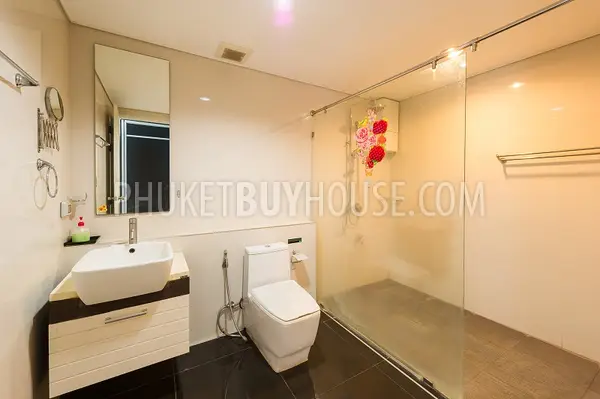 KAM6078: Rare 4-Bedroom Freehold Condo with Mountain & Pool Views near Kamala Beach. Photo #20
