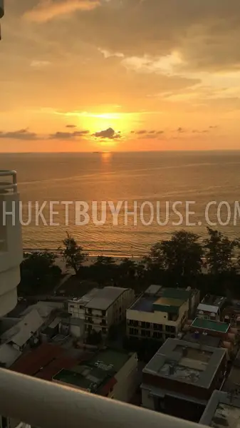 KAR6084: Spacious Penthouse with Amazing Sea view in Karon. Photo #1
