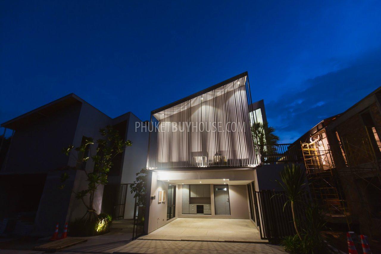 CHE6085: Modern 3 Bedroom Villa in Bang Tao. Photo #7
