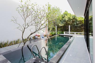 CHE6085: Modern 3 Bedroom Villa in Bang Tao. Photo #10