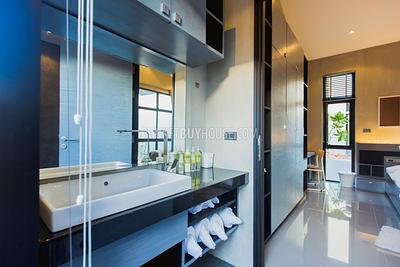 CHE6085: Modern 3 Bedroom Villa in Bang Tao. Photo #25