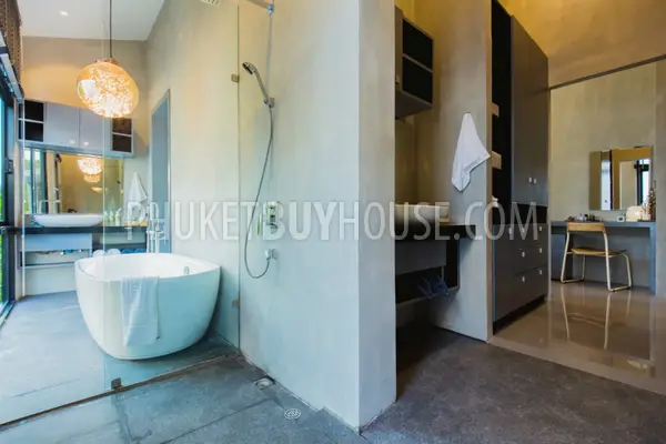CHE6085: Modern 3 Bedroom Villa in Bang Tao. Fotoğraf #48