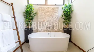 RAW7017: 3 Bedroom Villa in Lively Rawai Area. Photo #4