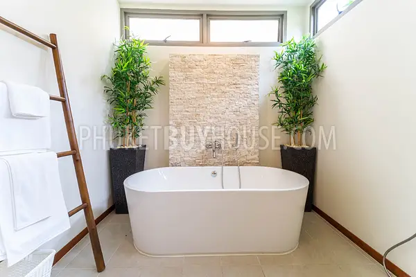 RAW7017: 3 Bedroom Villa in Lively Rawai Area. Photo #4