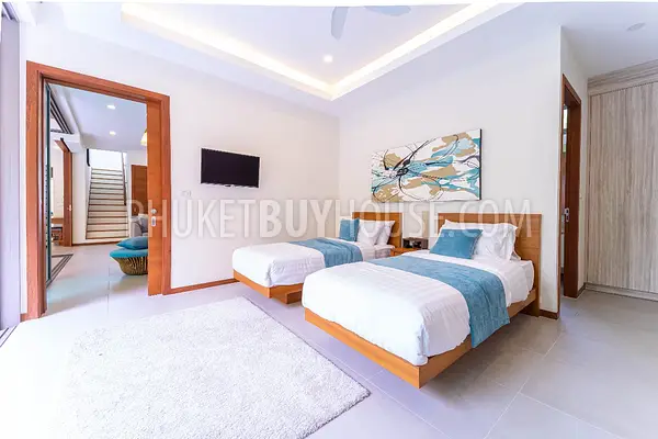 RAW7017: 3 Bedroom Villa in Lively Rawai Area. Photo #8