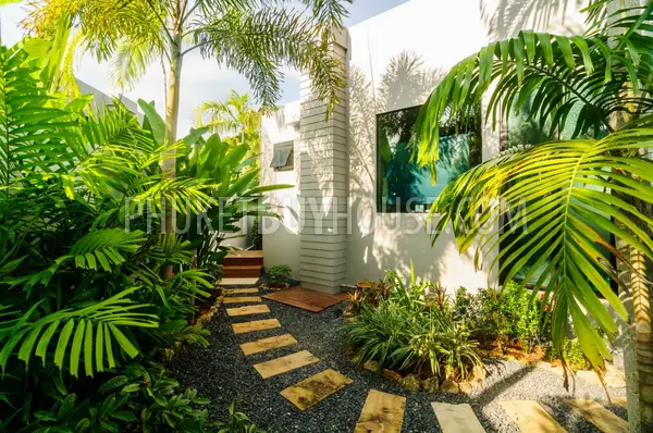 NAI6068: Luxury Villa for sale at a Bargain Price in prestigious residence in Naiharn. Photo #18