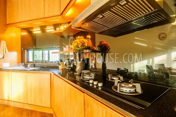 NAI6068: Luxury Villa for sale at a Bargain Price in prestigious residence in Naiharn. Photo #5