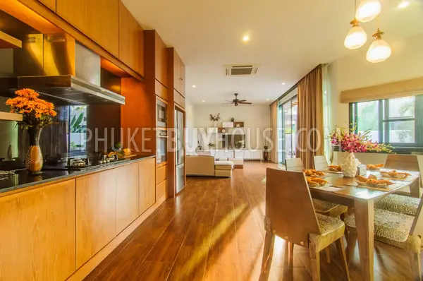NAI6068: Luxury Villa for sale at a Bargain Price in prestigious residence in Naiharn. Photo #11