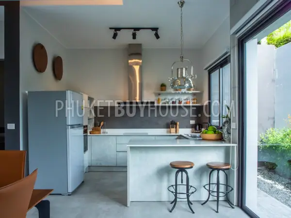 CHA6100: Private pool Villa with Asian modern Loft style interiors. Photo #16