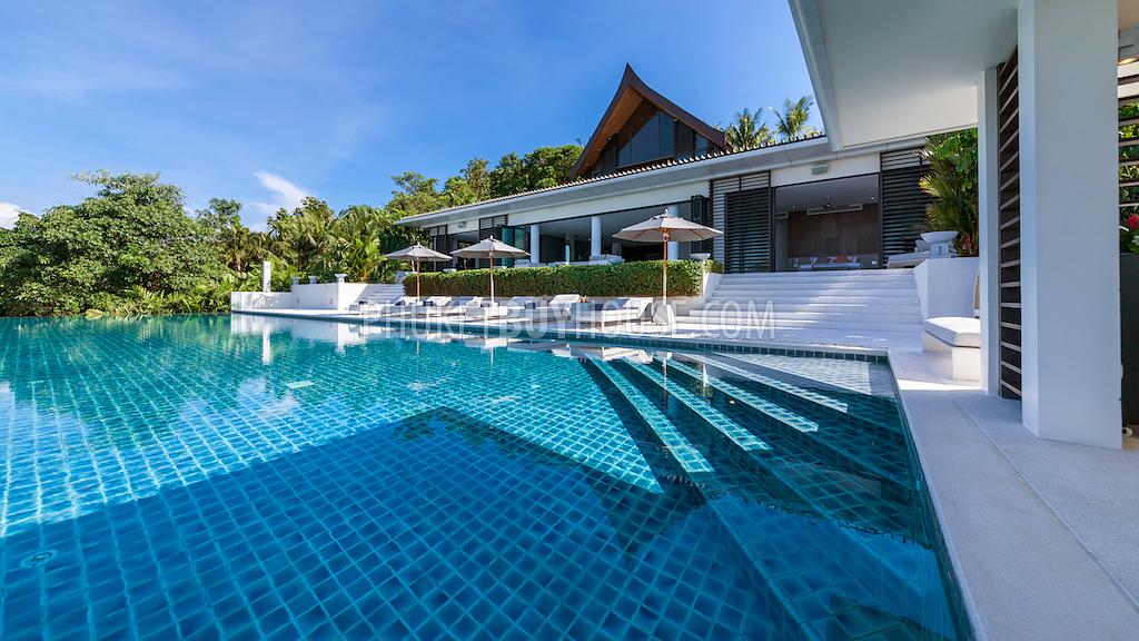 CAP6101: Luxury 6-bedroom Villa with a private Beach on its front and Panoramic Sea View  . Фото #11
