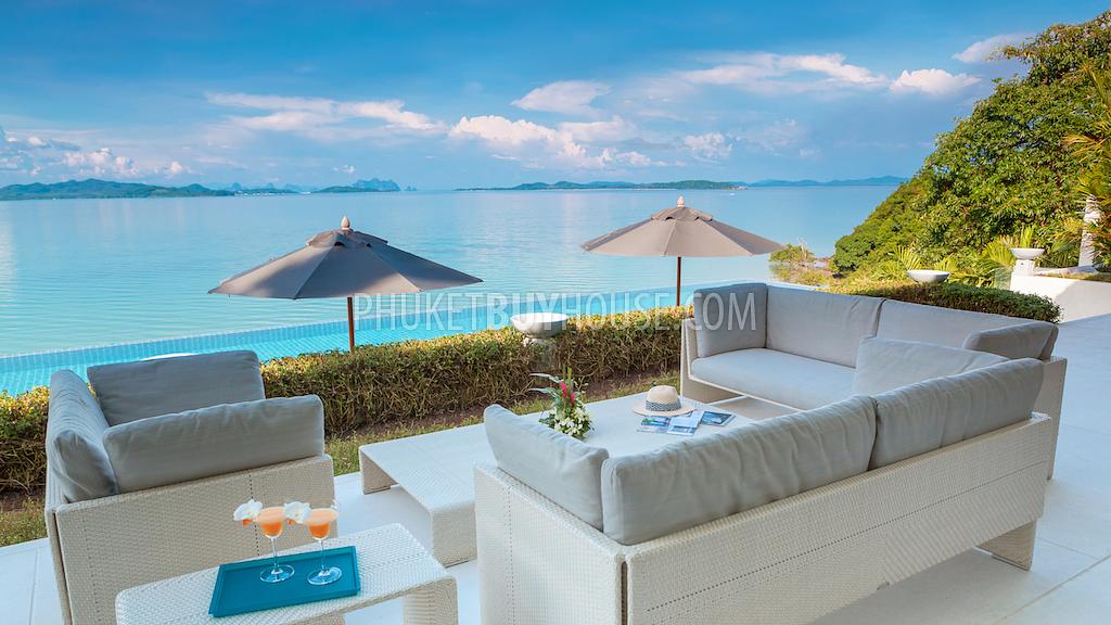 CAP6101: Luxury 6-bedroom Villa with a private Beach on its front and Panoramic Sea View  . Фото #12