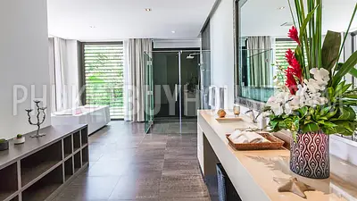 CAP6101: Luxury 6-bedroom Villa with a private Beach on its front and Panoramic Sea View  . Photo #22