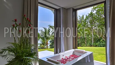 CAP6101: Luxury 6-bedroom Villa with a private Beach on its front and Panoramic Sea View  . Photo #23