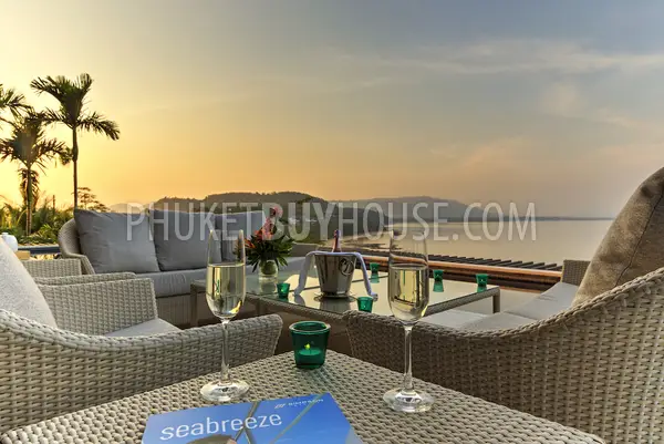 CAP6101: Luxury 6-bedroom Villa with a private Beach on its front and Panoramic Sea View
. Fotoğraf #29