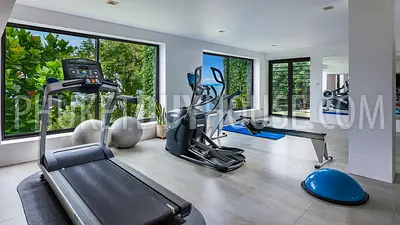 CAP6101: Luxury 6-bedroom Villa with a private Beach on its front and Panoramic Sea View  . Photo #31