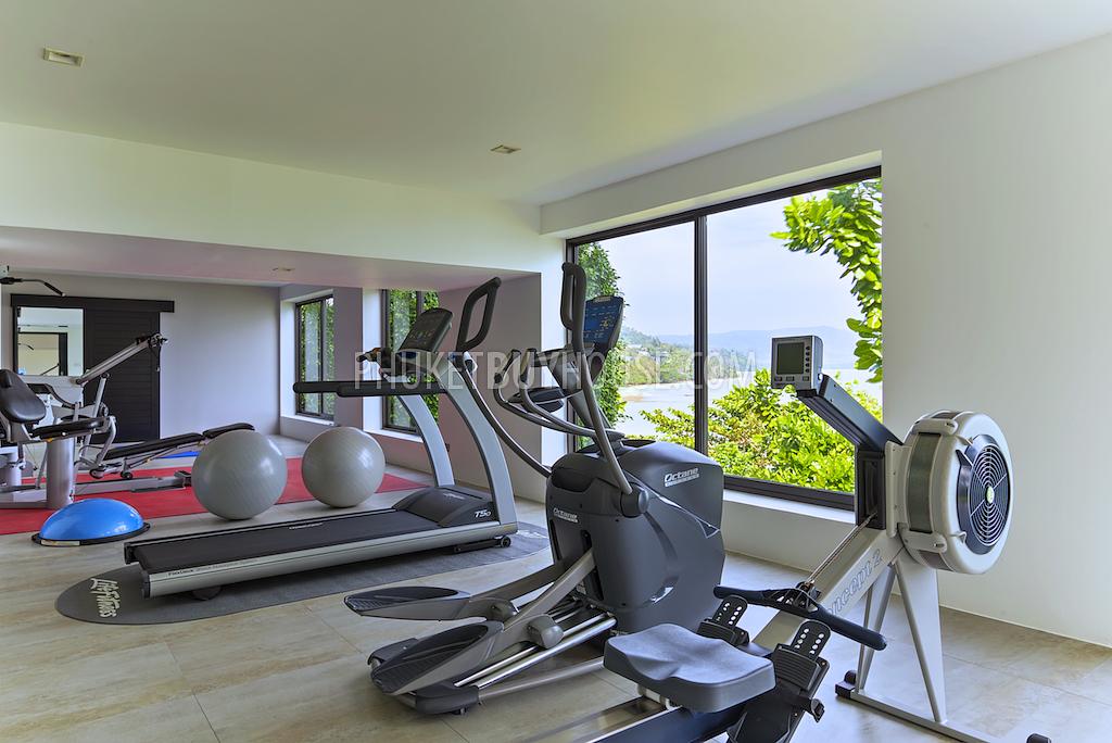 CAP6101: Luxury 6-bedroom Villa with a private Beach on its front and Panoramic Sea View  . Фото #32