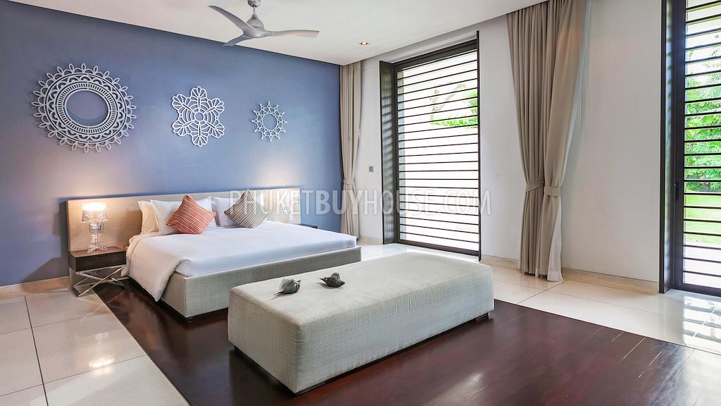 CAP6101: Luxury 6-bedroom Villa with a private Beach on its front and Panoramic Sea View  . Фото #40