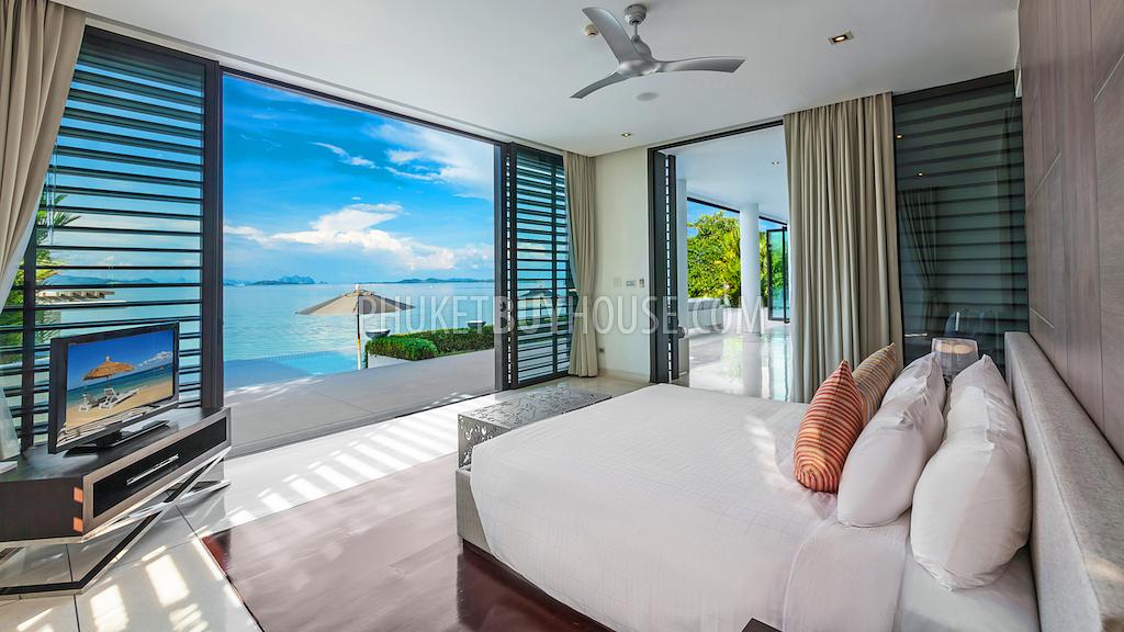 CAP6101: Luxury 6-bedroom Villa with a private Beach on its front and Panoramic Sea View  . Фото #42