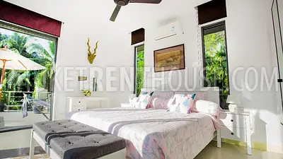 RAW21700: Modern pool villa in Rawai. Фото #10