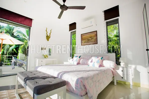 RAW21700: Modern pool villa in Rawai. Photo #10