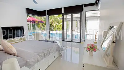 RAW21700: Modern pool villa in Rawai. Фото #12