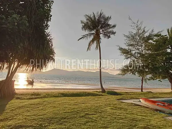 PAN21869: Beach front 4 bedroom villa. Fotoğraf #29