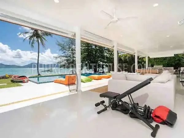 PAN21869: Beach front 4 bedroom villa. Fotoğraf #13