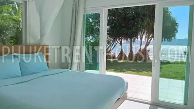 PAN21869: Beach front 4 bedroom villa. Photo #33