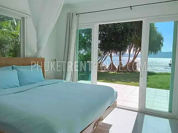 PAN21869: Beach front 4 bedroom villa. Fotoğraf #33