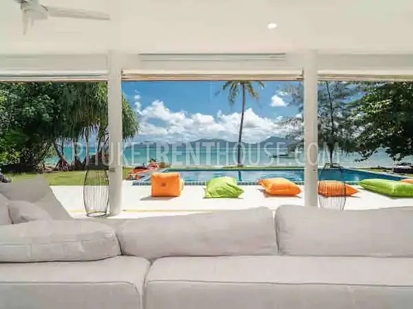 PAN21869: Beach front 4 bedroom villa. Fotoğraf #2