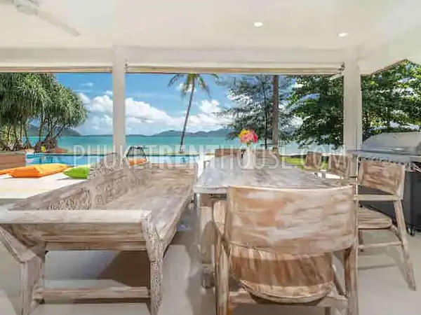 PAN21869: Beach front 4 bedroom villa. Fotoğraf #16