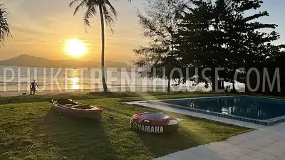 PAN21869: Beach front 4 bedroom villa. Photo #22