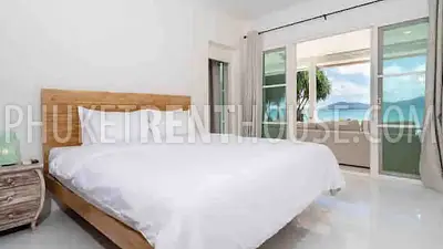 PAN21869: Beach front 4 bedroom villa. Photo #15