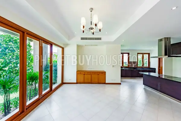 BAN6087: Beautiful Villa with Pool near Laguna area. Fotoğraf #58