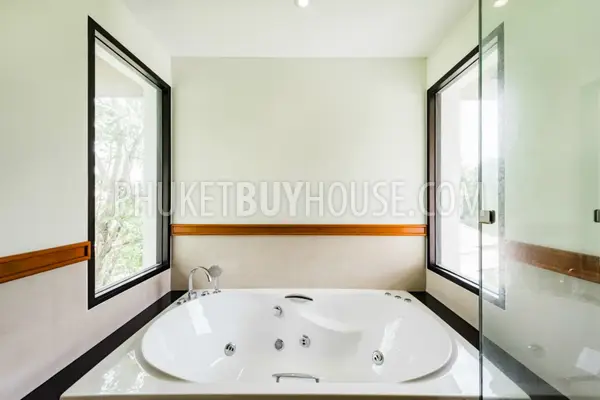 BAN6087: Beautiful Villa with Pool near Laguna area. Fotoğraf #78