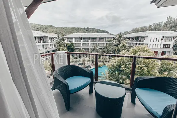 NAT6091: Beachfront Penthouse in Nai Thon. Photo #8