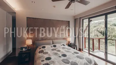 NAT6091: Beachfront Penthouse in Nai Thon. Photo #9
