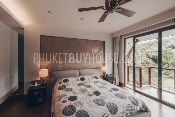 NAT6091: Beachfront Penthouse in Nai Thon. Photo #9