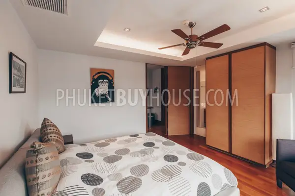 NAT6091: Beachfront Penthouse in Nai Thon. Photo #12
