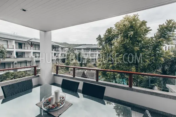 NAT6091: Beachfront Penthouse in Nai Thon. Photo #15