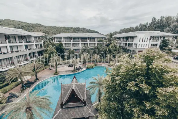 NAT6091: Beachfront Penthouse in Nai Thon. Photo #17