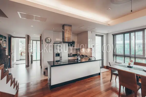 NAT6091: Beachfront Penthouse in Nai Thon. Photo #26